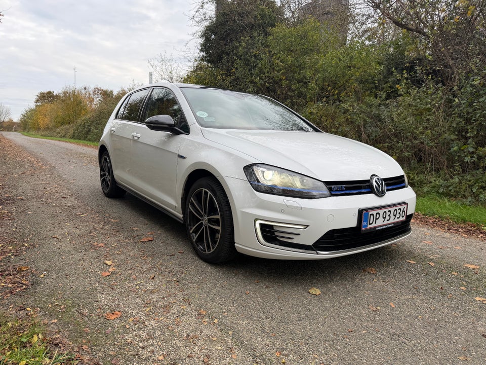 VW Golf VII 1,4 GTE DSG 5d