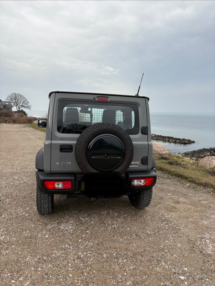 Suzuki Jimny 1,5 Active AllGrip Van 3d