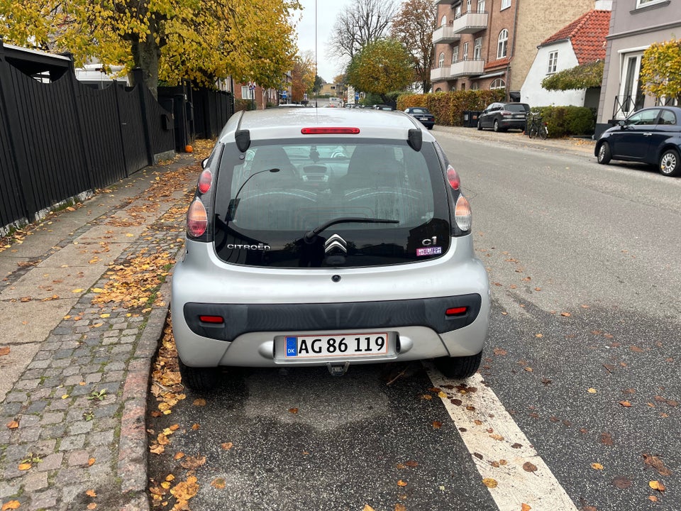 Citroën C1 1,0i Attraction 5d