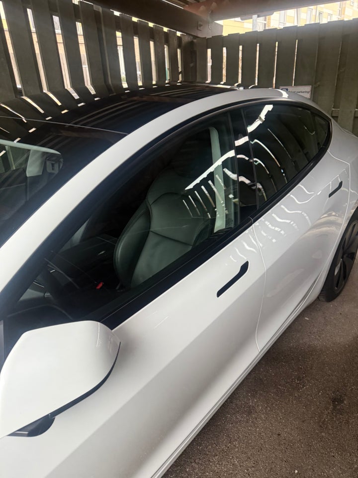 Tesla Model 3 Long Range AWD 4d