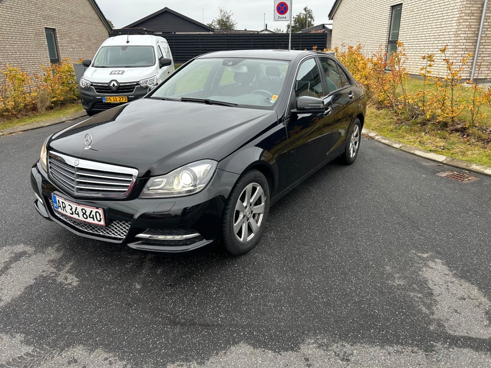 Mercedes C200 2,2 CDi Elegance BE 4d