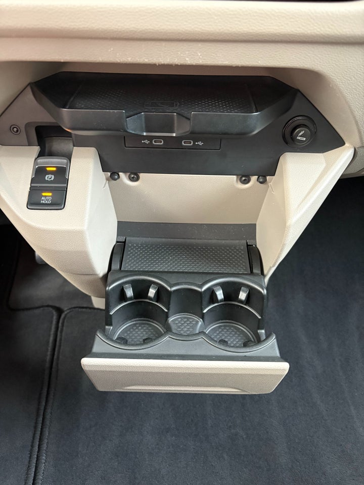 VW Multivan 1,4 eHybrid Style DSG kort