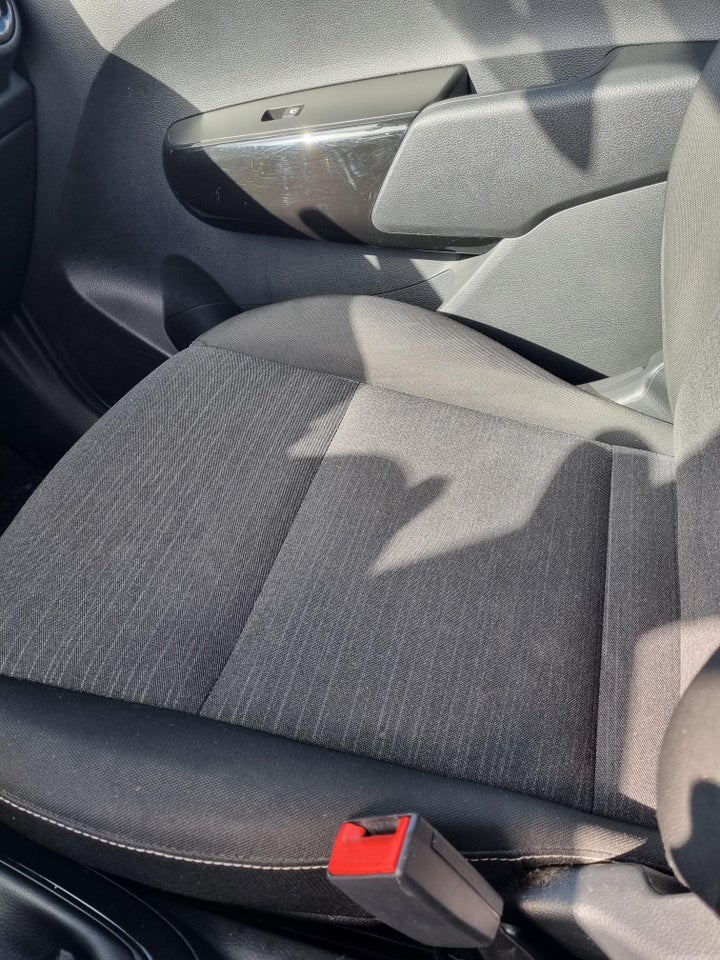 Kia Picanto 1,0 MPi Advance 5d