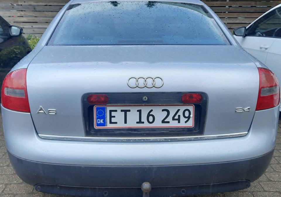 Audi A6 2,4 V6 Tiptr. 4d