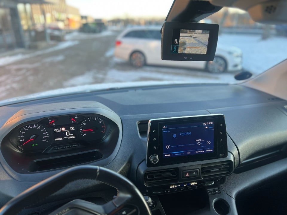 Peugeot Partner 1,5 BlueHDi 130 L2V2 Ultimate EAT8 Van