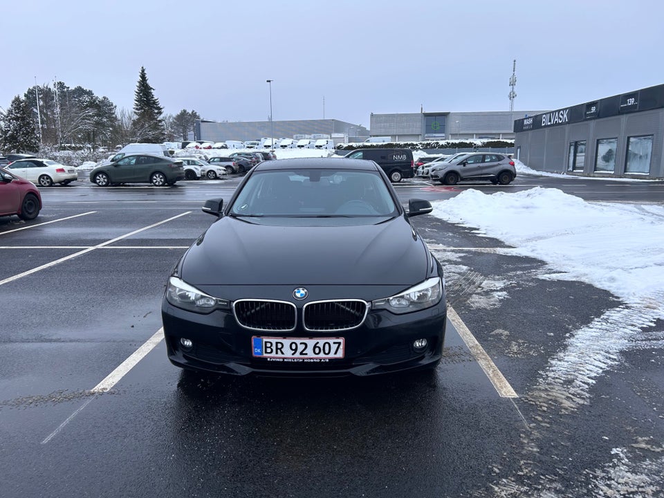 BMW 320d 2,0 Touring M Performance aut. 5d