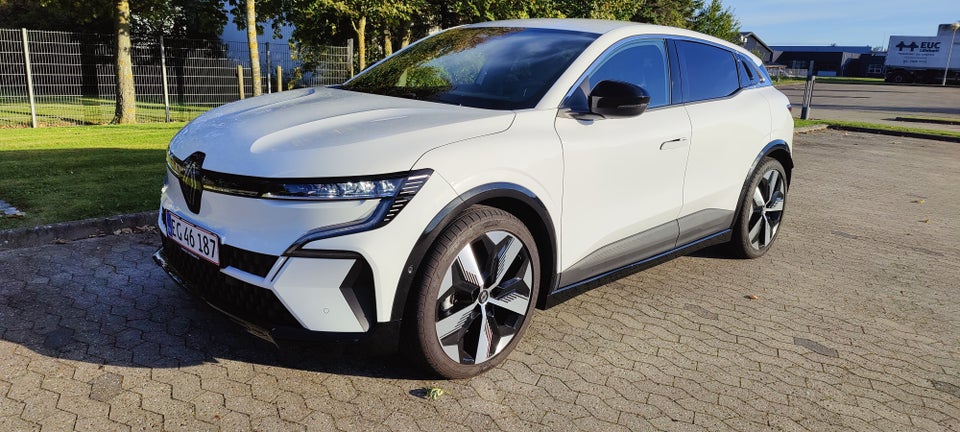 Renault Megane E-Tech 60 Techno 5d