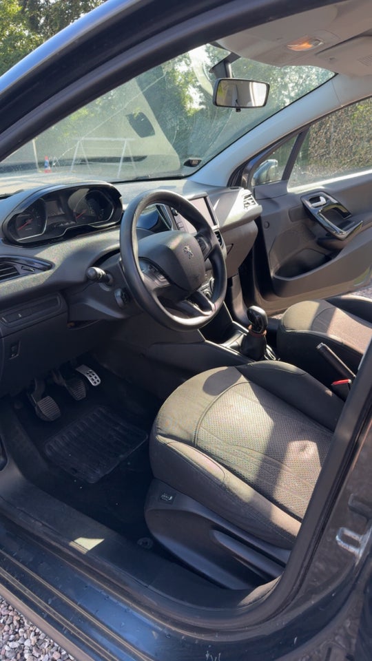Peugeot 208 1,2 VTi Access 5d