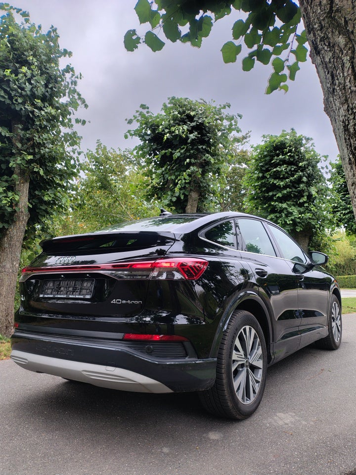Audi Q4 e-tron 40 Advanced Sportback 5d