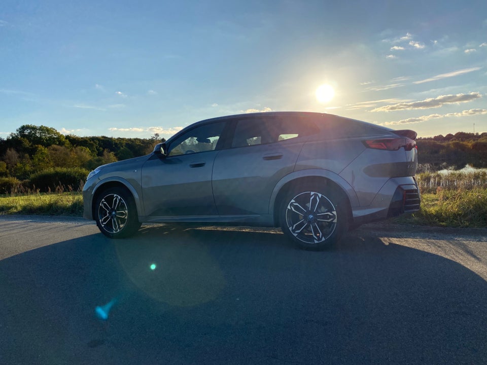 BMW iX2 eDrive20 M-Sport 5d