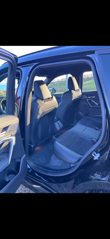 BMW iX1 eDrive20 Fully Charged M-Sport 5d