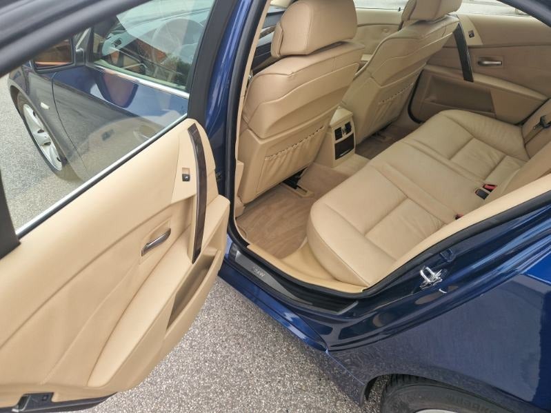 BMW 545i 4,4 aut. 4d