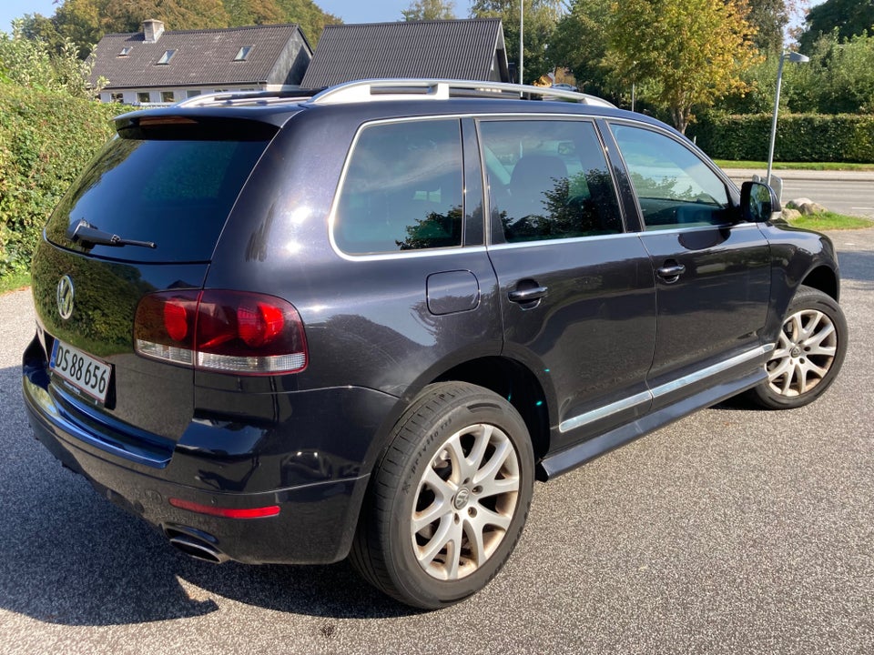 VW Touareg 3,0 TDi Tiptr. 4Motion 5d