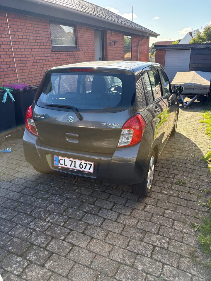 Suzuki Celerio 1,0 Dualjet Exclusive 5d
