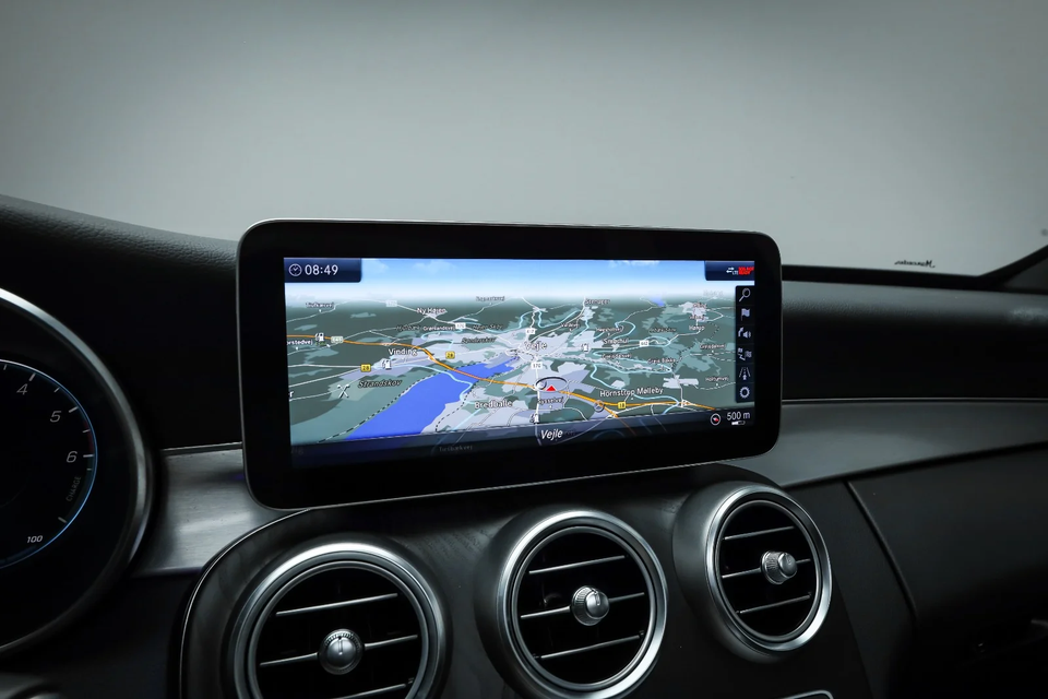 Mercedes C300 de 2,0 AMG Line aut. 4d