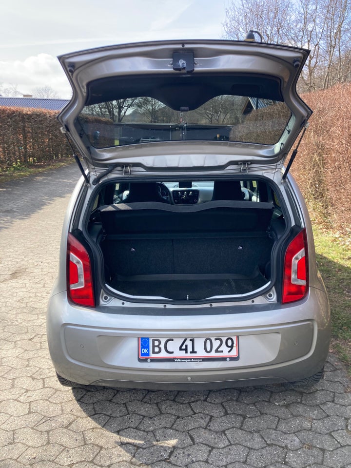 VW Up! 1,0 60 High Up! BMT 5d