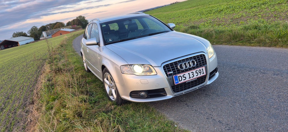 Audi A4 3,2 FSi Avant quattro Tiptr. 5d