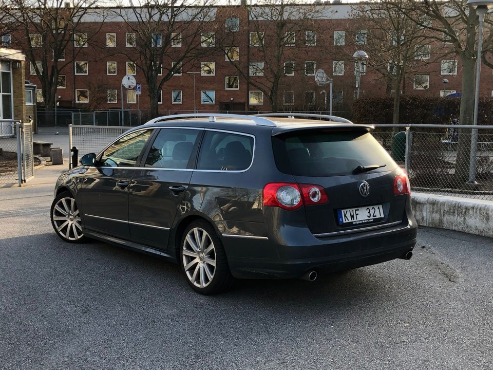 VW Passat 2,0 TDi 170 R-line Variant DSG 4Motion 5d