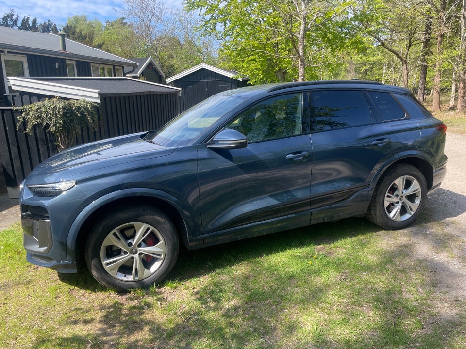 Audi Q6 e-tron Ultra S-line quattro 5d