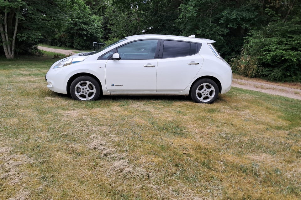Nissan Leaf 24 5d