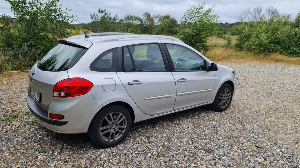 Renault Clio III 1,5 dCi 75 Avantage Sport Tourer 5d
