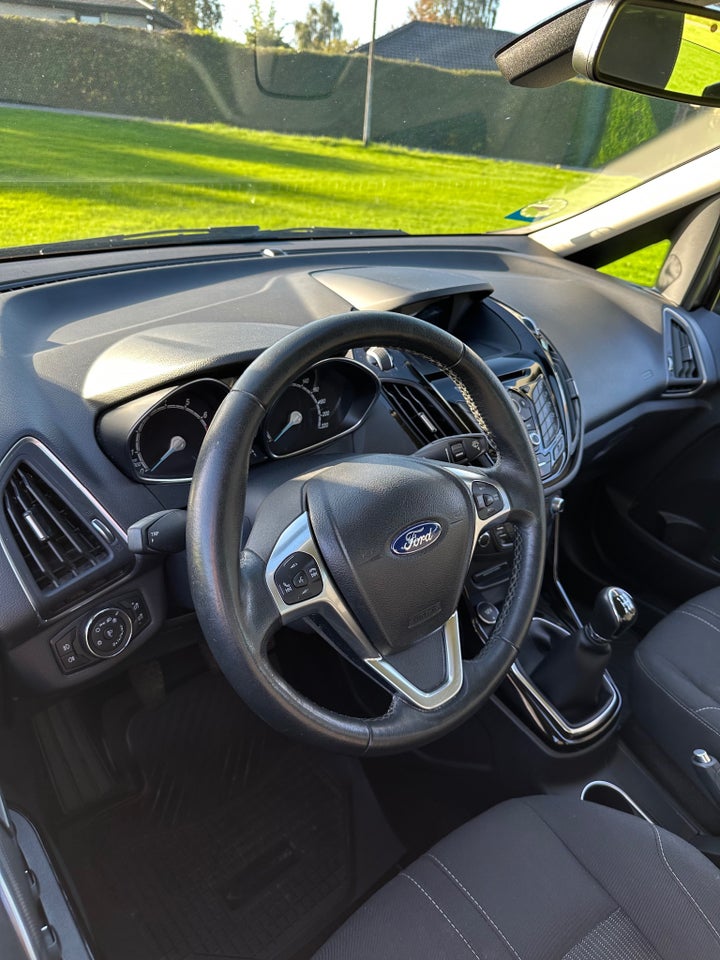 Ford B-MAX 1,0 SCTi 100 Titanium 5d