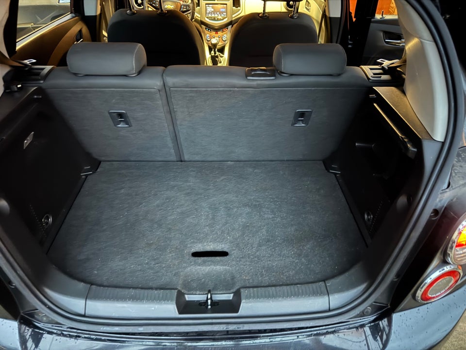 Chevrolet Aveo 1,2 LTZ 5d