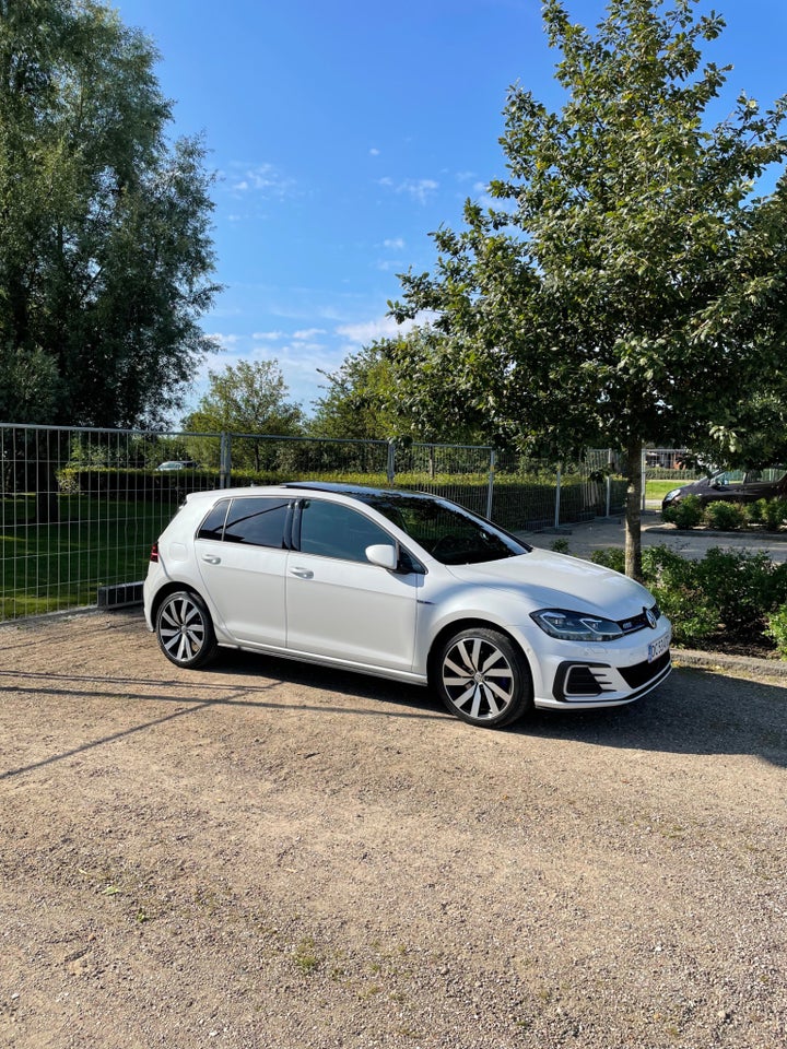 VW Golf VII 1,4 GTE DSG 5d