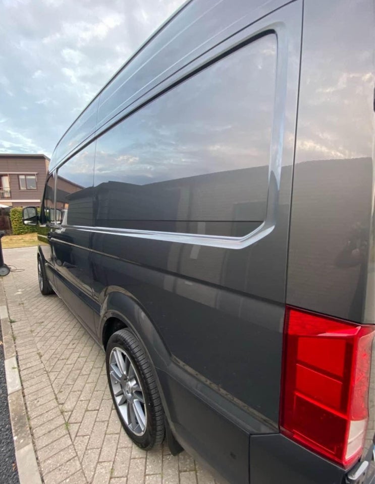 VW Crafter 35 2,0 TDi 140 Ladvogn L3