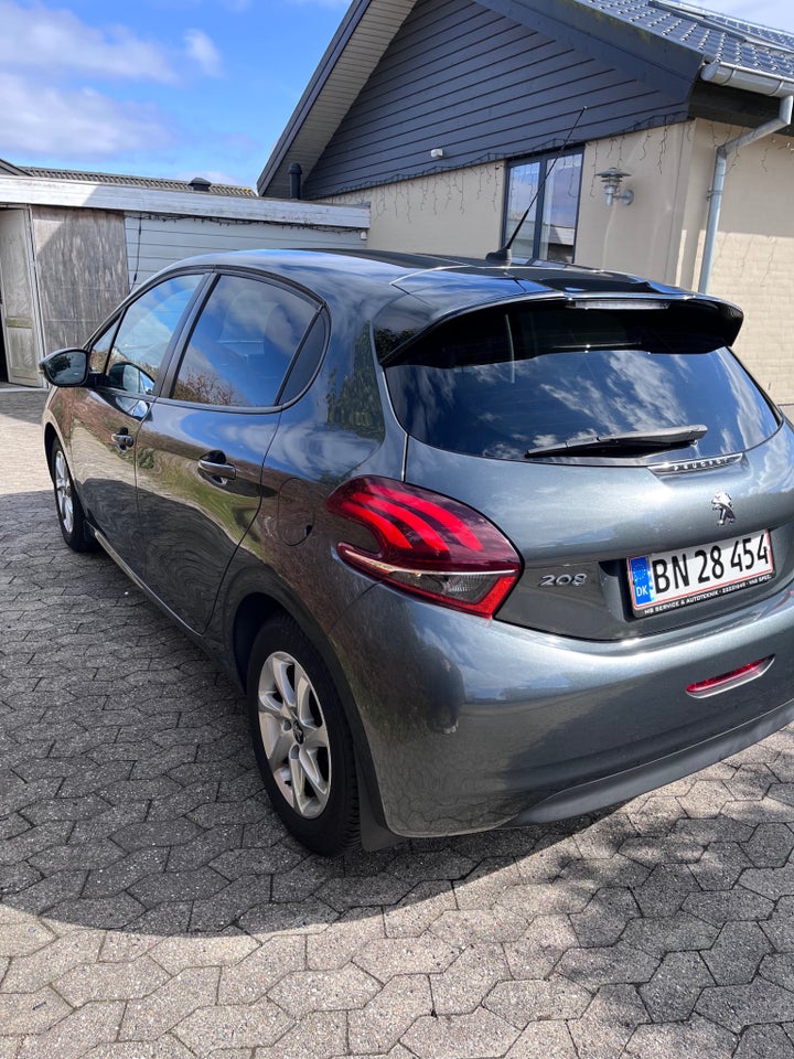 Peugeot 208 1,6 BlueHDi 100 Envy+ 5d