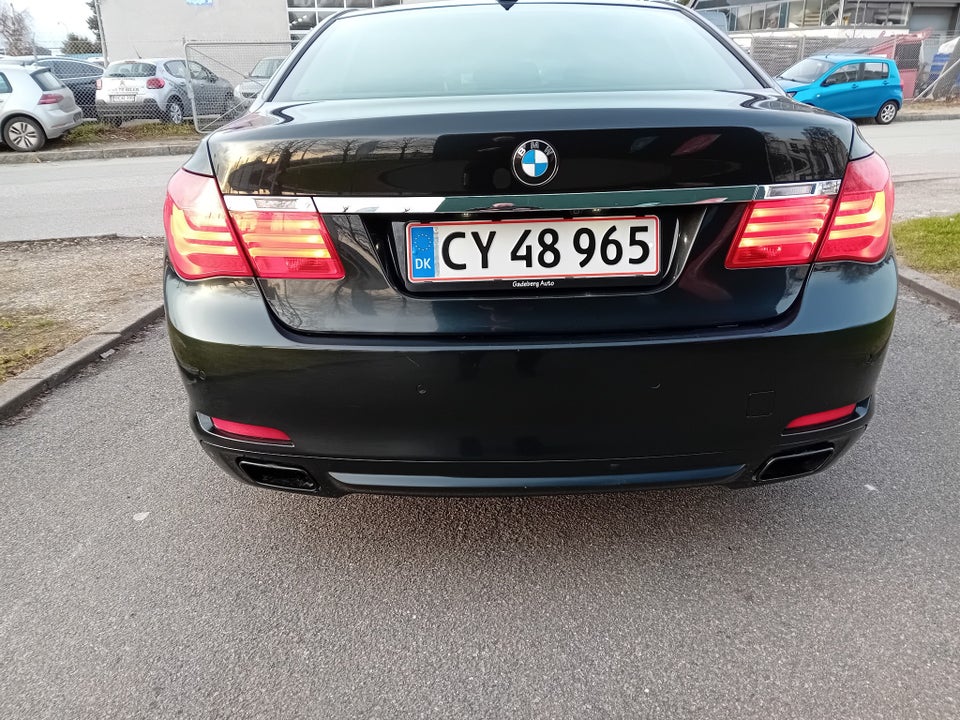 BMW 740d 3,0 Individual Steptr. 4d