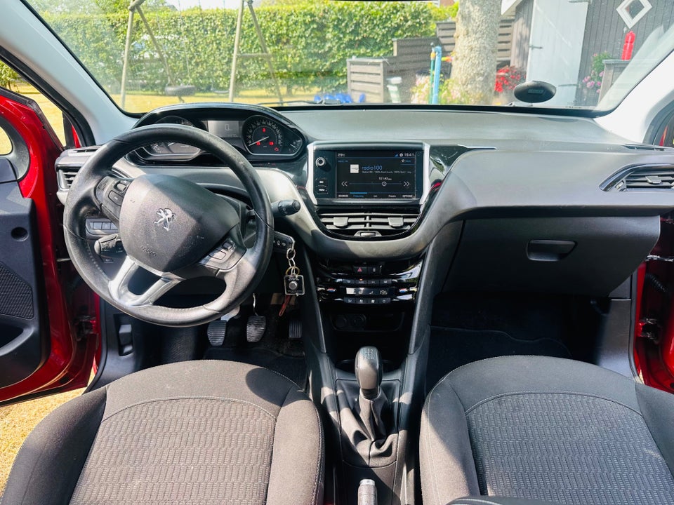 Peugeot 208 1,6 BlueHDi 100 Intense 5d