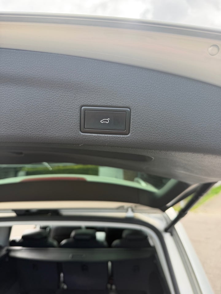 VW Sharan 2,0 TSi 200 Highline DSG BMT 5d