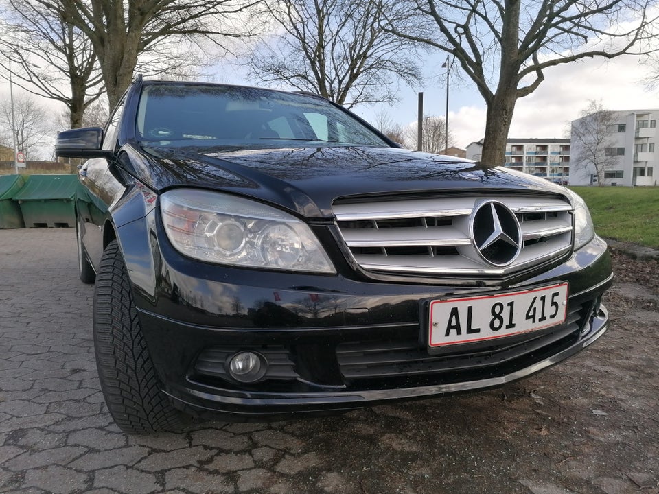 Mercedes C200 2,2 CDi stc. BE 5d