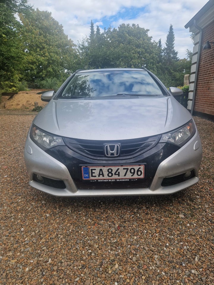 Honda Civic 1,6 i-DTEC Executive Tourer 5d