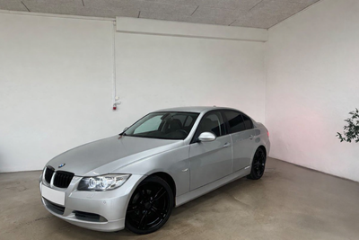 BMW 320i 2,0 Steptr. 4d