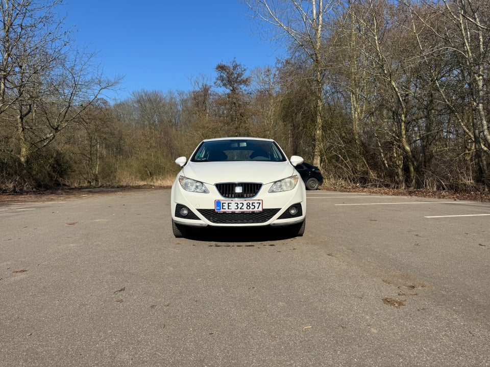 Seat Ibiza 1,6 16V Stylance 5d