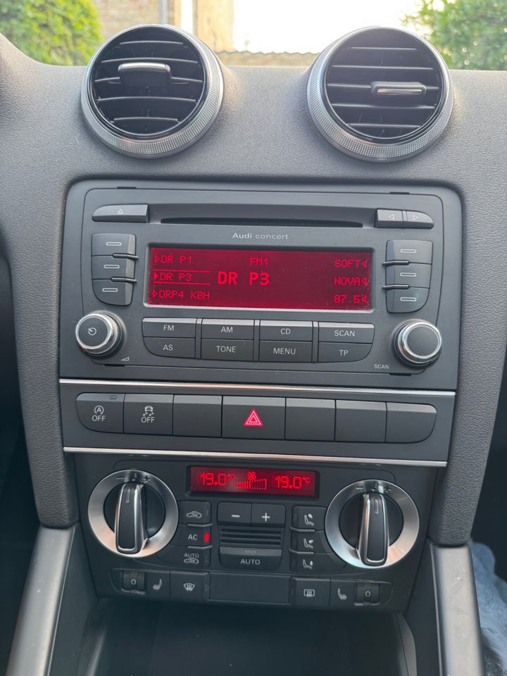 Audi A3 1,2 TFSi 105 Ambition Cabriolet 2d