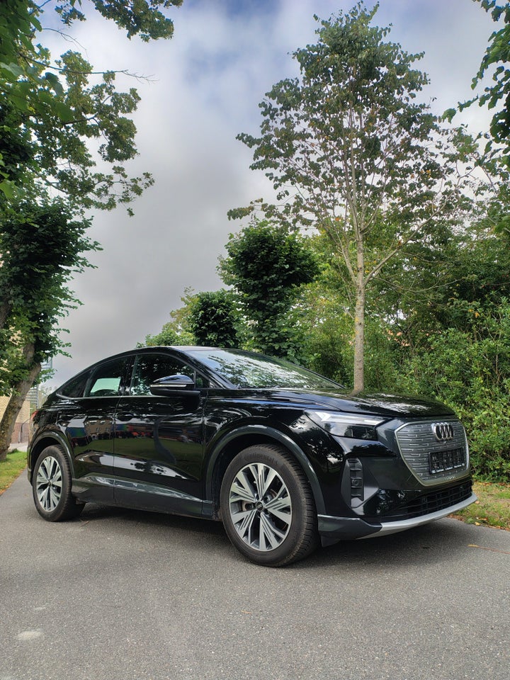 Audi Q4 e-tron 40 Advanced Sportback 5d