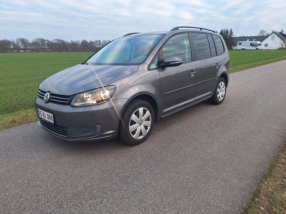 VW Touran 1,6 TDi 105 Comfortline BMT 7prs 5d