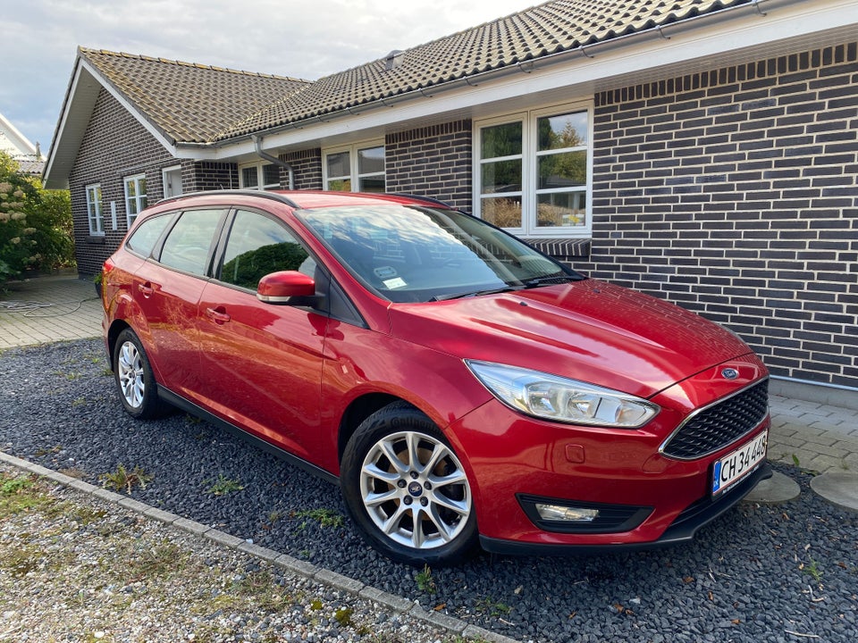 Ford Focus 1,0 SCTi 125 ST-Line stc. 5d