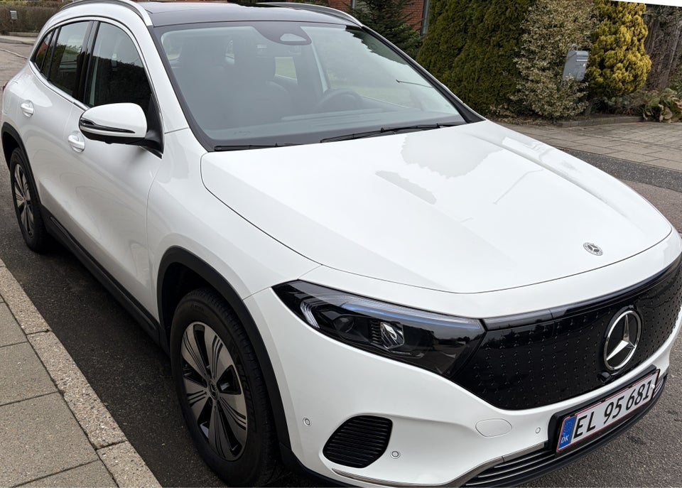 Mercedes EQA250+ Progressive Advance 5d
