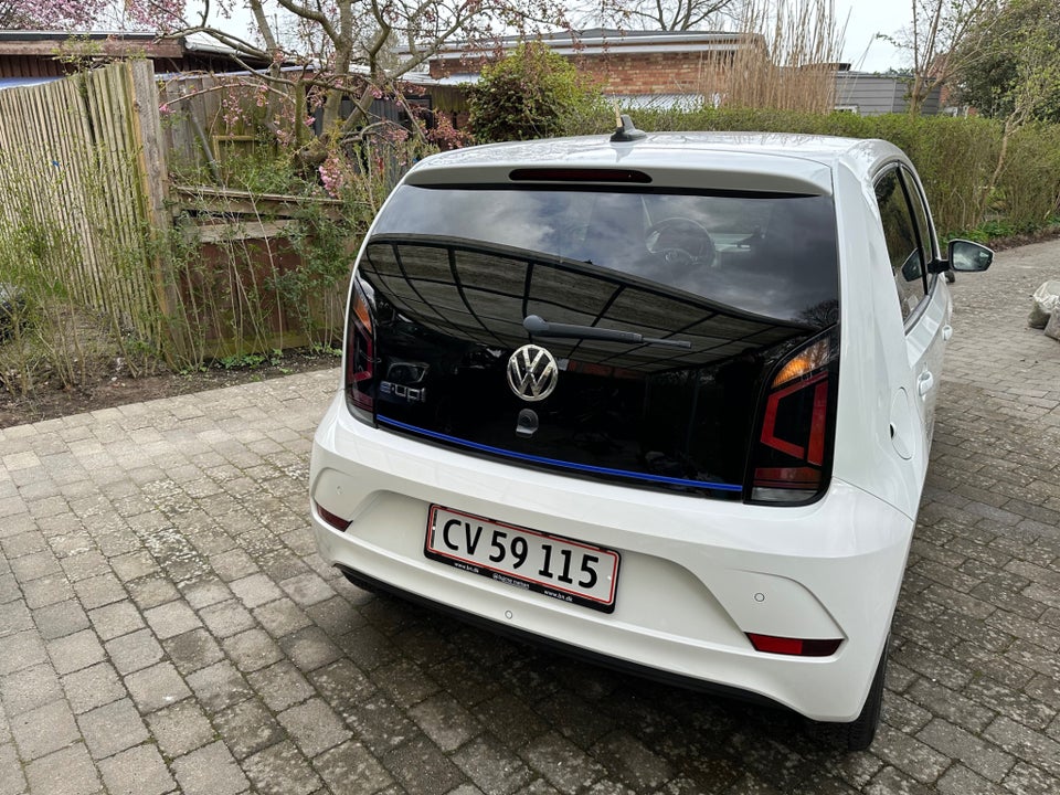 VW e-Up! High Up! 5d