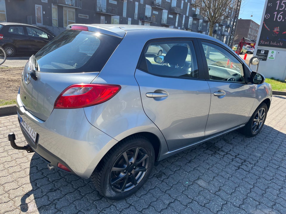 Mazda 2 1,3 Takara Edition 5d