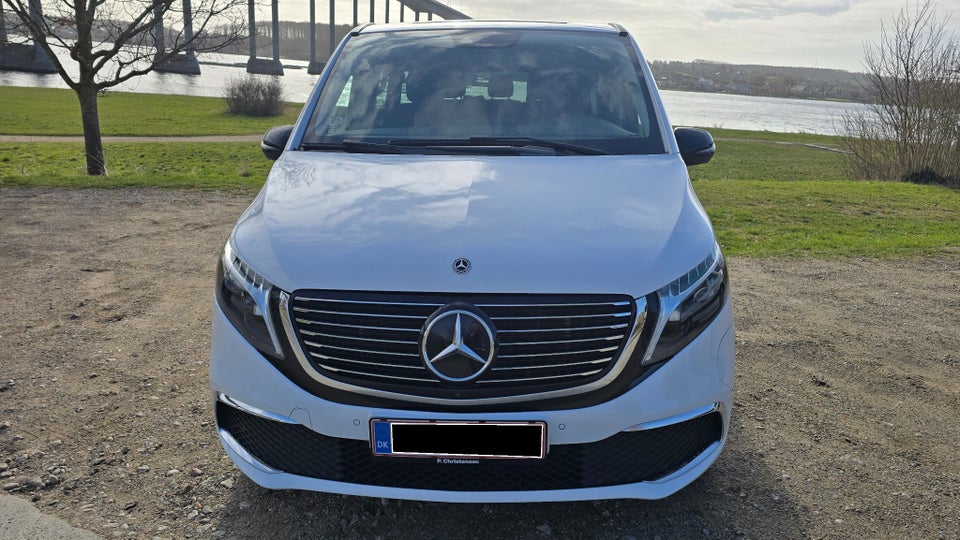 Mercedes EQV300 Avantgarde L