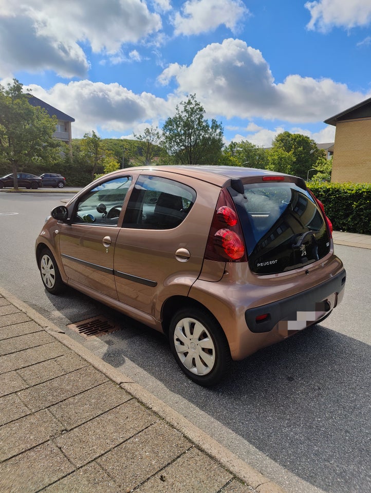 Peugeot 107 1,0 Active 5d