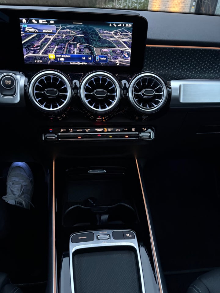 Mercedes EQB300 Progressive Advance 4Matic 5d