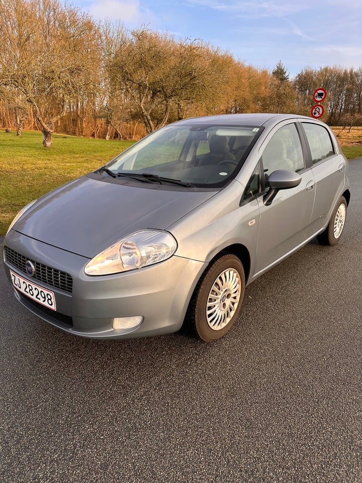 Fiat Punto 1,4 16V Dynamic 5d