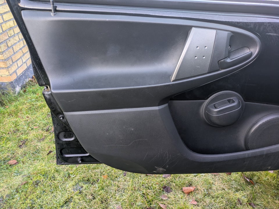 Citroën C1 1,0 VTi Feel 5d