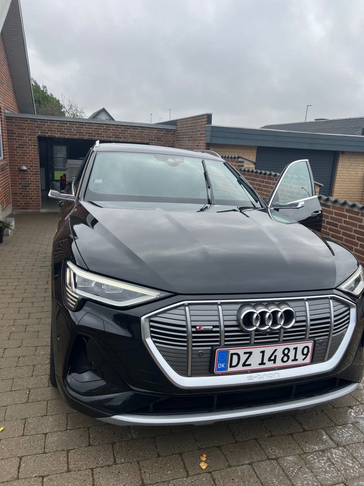 Audi e-tron 50 S-line quattro 5d